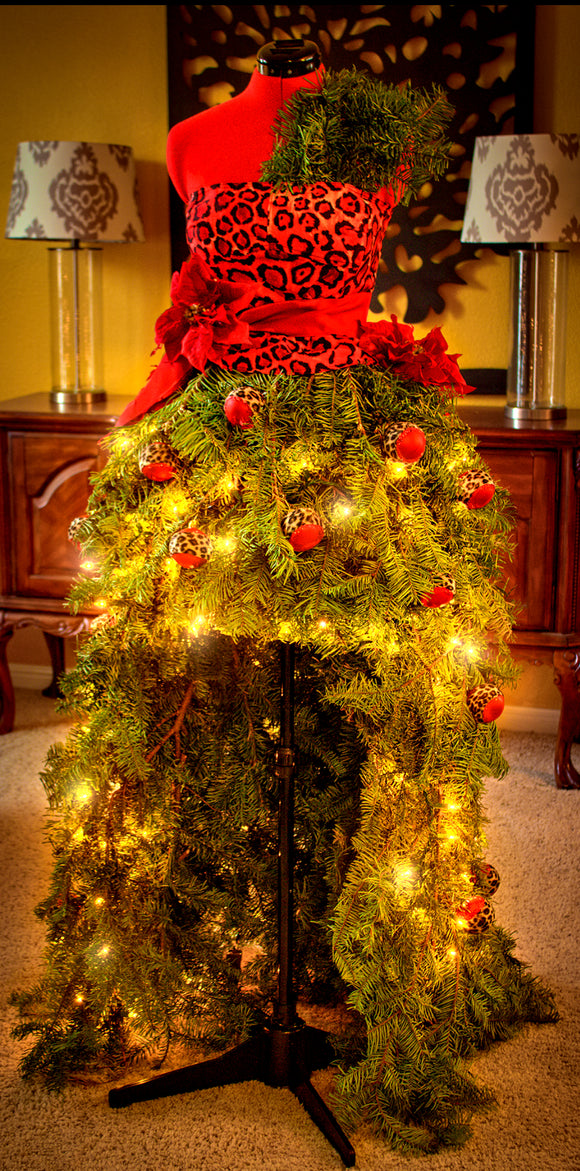 Maxi Christmas Tree Dress – Geeda J Fashion Boutique Maxi Christmas Tree Dress – Geeda J Fashion Boutique