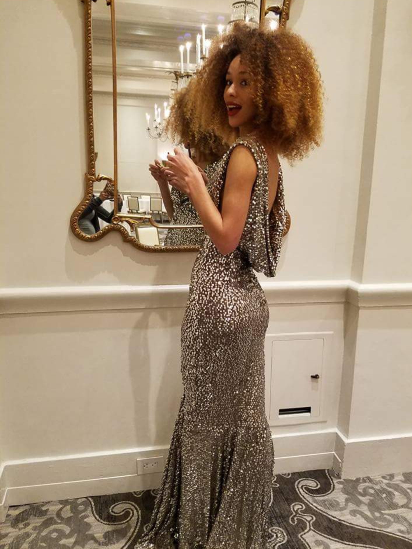Chic Platinum Liquid Gold Sequence Gown Geeda J Fashion Boutique Chic Platinum Liquid Gold Sequence Gown Geeda J Fashion Boutique