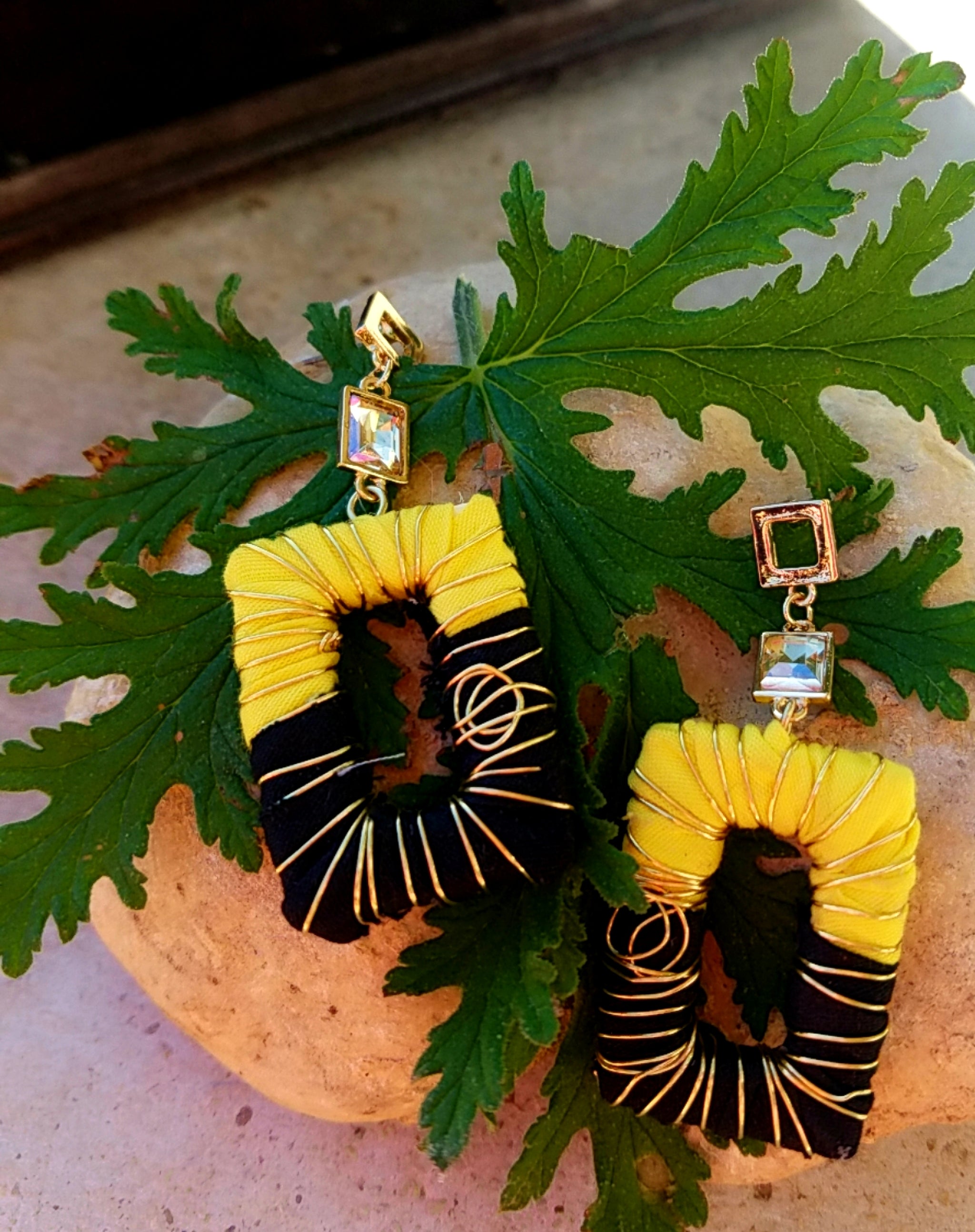 Sunshine and Darkness – Geeda J Fashion Boutique
